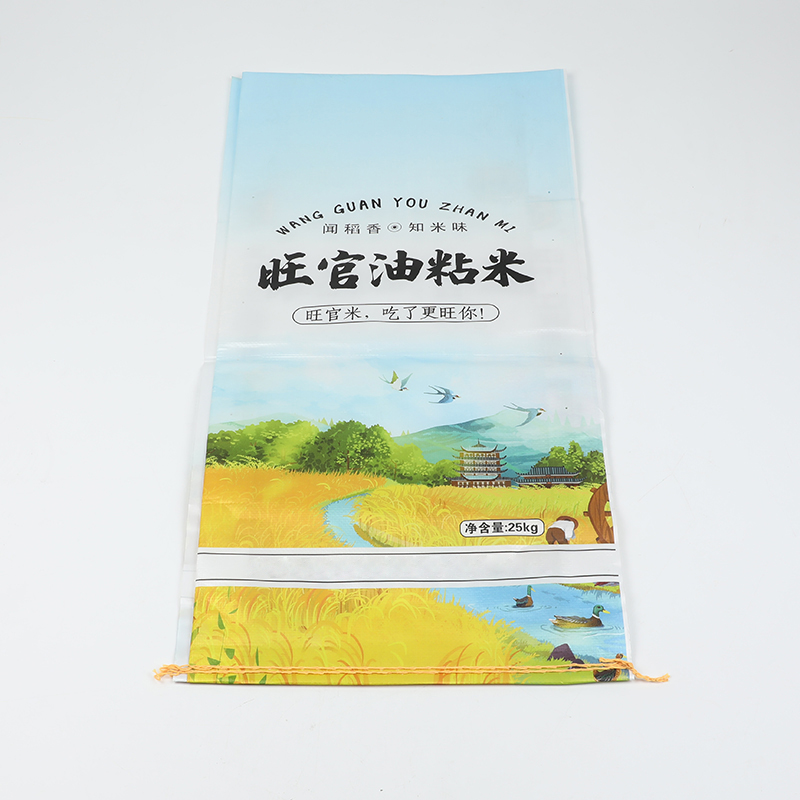 Továreň 5 kg 25 kg 50 kg ryžová múka BOPP laminovaná PP tkaná taška s plastovou rukoväťou