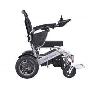 Pārdodu saliekamo un vieglo elektrisko ratiņkrēslu