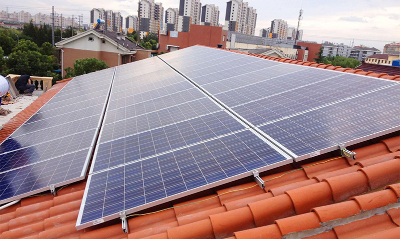 Güneş fotovoltaik enerji üretimi için hangi ekipman gereklidir?