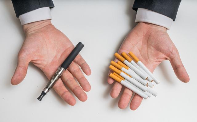 Twa stúdzjes fan Sineeske en Britske universiteiten sizze dat e-sigaretten folle minder skealik binne as sigaretten
