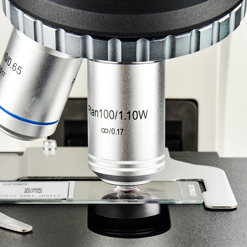 Objektivi uji NIS45-Plan100X (200mm) për mikroskopin Nikon