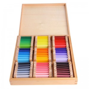 Color Tablet 3 - Duże drewniane pudełko z 63 kartami kolorów