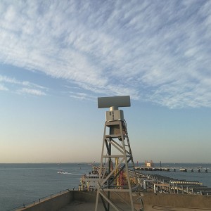 Pobřežní radar pro sledování celého počasí za každého počasí
