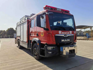 Venda a baixo prezo camión de bombeiros alemán de rescate de emerxencia MAN