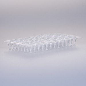 Gennemsigtige laboratorieforbrugsvarer 0,2 ml plastik uden skørter 96-brønds pcr-plade