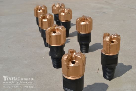 Mèches PDC pour forage pétrolier 120 mm 3 lames acier/corps matriciel