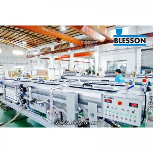 Altprodukta PVC Twin Pipe Production Line 2-fadena Pipe Extrusion Machine