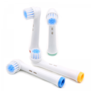 4-pak kompatible bløde børstehår, udskiftelige tandbørstehoveder til Oral B