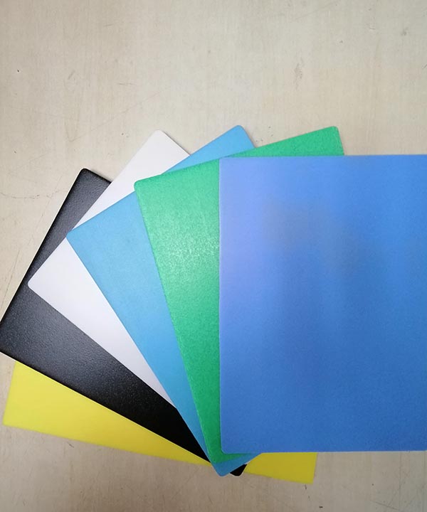 LOWCELL polypropylene(PP) foam board is Carbon dioxide（CO2） SCF non-crosslinked with closed cell foam extrusion.