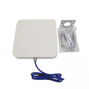 Outdoor Directional Flat Panel Antenna 3700-4200MHz 14dBi Ine Cable