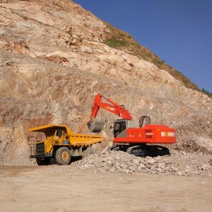 Diesel Hydraulic Excavator CE480-8