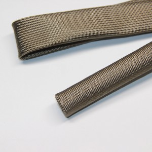 Basflex, образованный переплетением нескольких волокон из базальтовых нитей