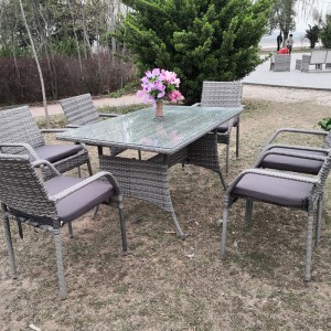 Juego de comedor para patio al aire libre de 7 piezas: sillas y mesa de mimbre