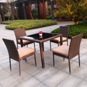 Vrtni blagovaonski set od 5 komada - vanjske stolice i stol od ratana