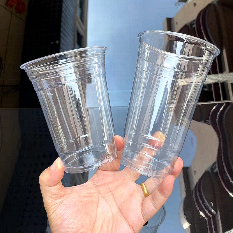 Oanpaste Logo Disposable Plastic Cups mei deksels