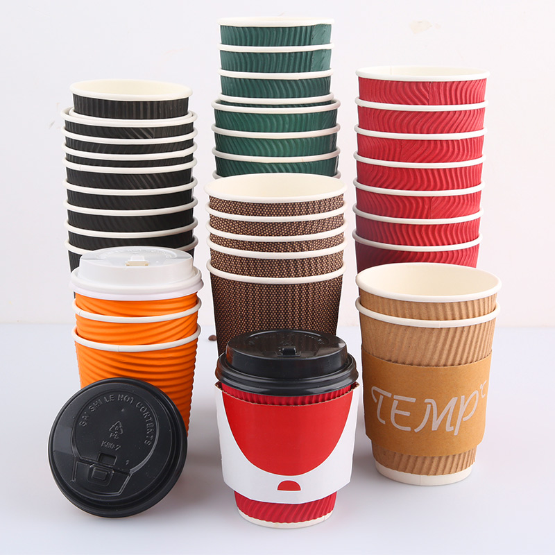 Kertakäyttöiset ja ympäristöystävälliset kannelliset Kraft-kahvikupit, tukkumyynti