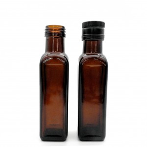 Bottiglia di olio d'oliva quadrata da 100 ml