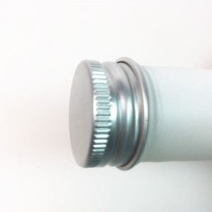 30 mm-es alumínium csavaros kupakok