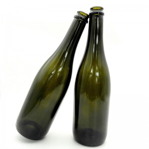 750 ml-es pezsgős üveg