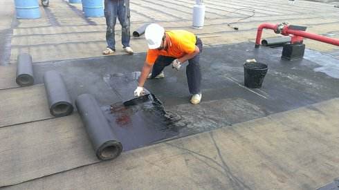 China factory SBS/APP plastic elastomer modidied asphalt waterproof membrane coiled material for building roof,tunnel