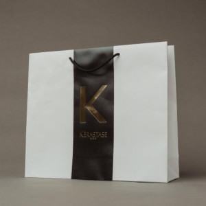 ગ્રોસગ્રેન રિબન હેન્ડલ કેન્ડી બેગ સાથે 2022 કસ્ટમ લોગો પિંક પેપર શોપિંગ બેગ