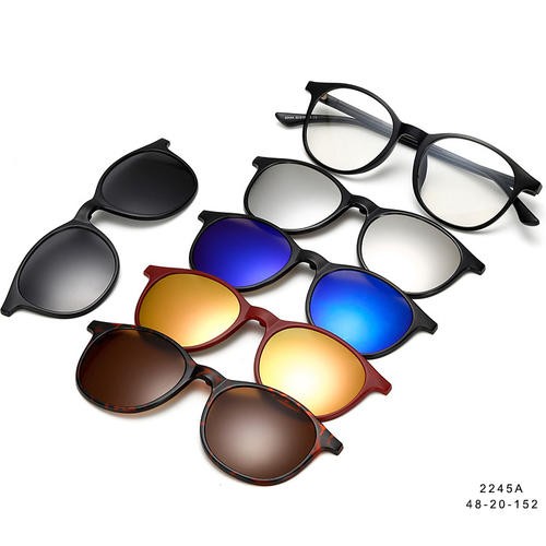 PC Clips On Sunglasses 5 In 1 Monobloc Lens T5252245