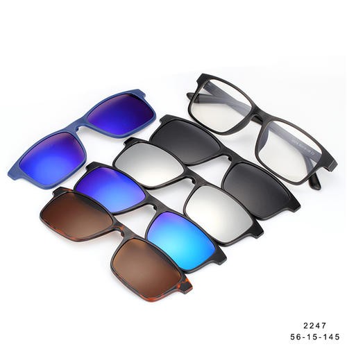 PC Clips On Sunglasses 5 In 1 Monobloc Lens T5252247