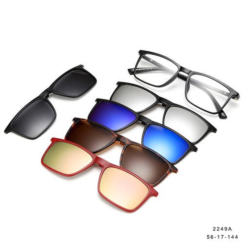 TR Clips On Sunglasses 5 In 1 Monobloc Lens T5252249
