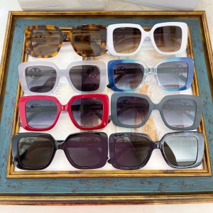 Солнцезащитные очки в крупной квадратной оправе Factory Outlet TYB220712