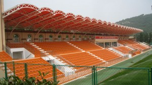 Stadion med let stålkonstruktion