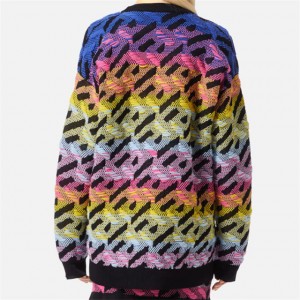 Suéter de colo de jacquard con patrón de xersei de deseño colorido para muller