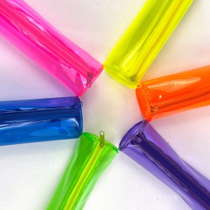 Trousse à crayons en PVC transparent en forme de cylindre, 4 couleurs disponibles avec fermeture à glissière, trousse de toilette, excellent cadeau pour les enfants, les adolescents et les adultes pour les fournitures scolaires de bureau, usage quotidien, usine OEM de Chine