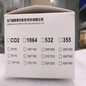 CO2 F-theta skanna linsur fyrir viðarmerkingar, plastflöskumerkingarvél