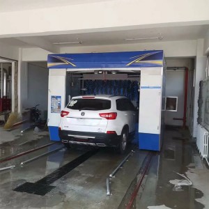 Automatic foam spraying rollover car wash machine