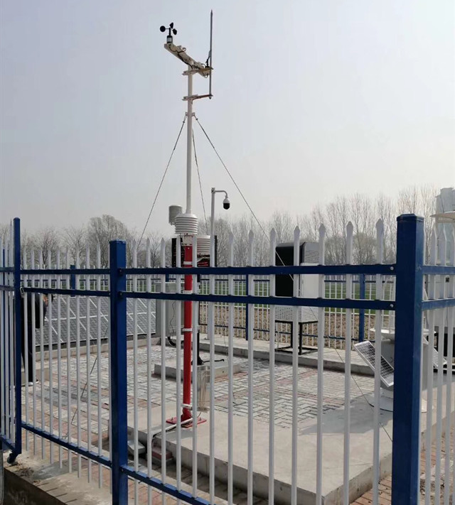 Installation de 8 ensembles de stations météorologiques dans la préfecture d'Aba, Sichuan, Chine