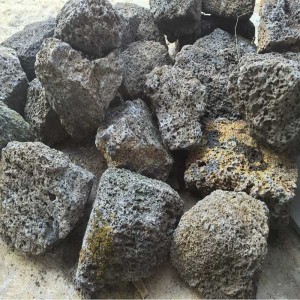 Crveni/crni/višebojni bazaltni kamen/vulkanska stijena/lava dostupna kao akvarijski pejzaž