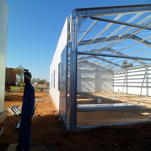 Fabbrika bl-ingrossa Ċina Prefab Steel Structure Building for Warehouse
