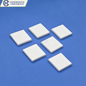 ແຜ່ນ Alumina Ceramic Square ເປັນ Wear Liner