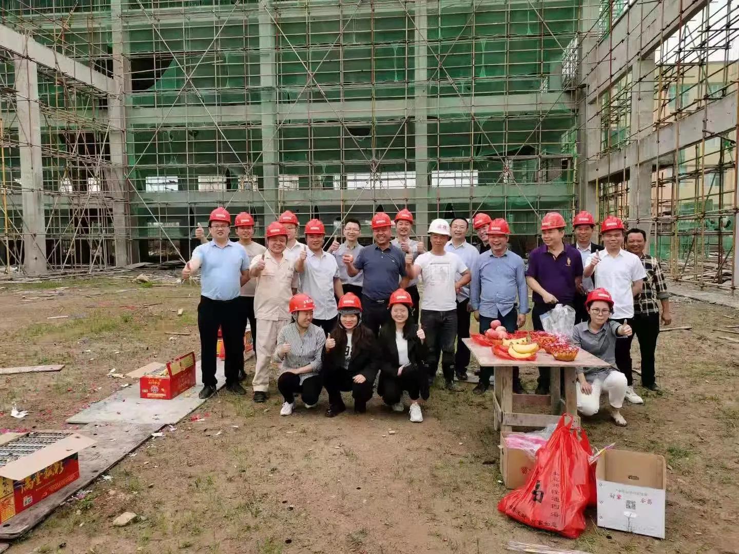Fi gbona ṣe ayẹyẹ ipari ti idanileko tuntun PVC ti Jiangxi Chunguang New Materials Technology Co., Ltd.