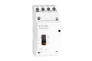 Why does the low-voltage circuit breaker fail to operate