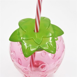 Charmlite Sparkle Plastic Strawberry Cup with LED Function 16oz