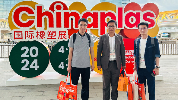 Chemdo navštěvoval Chinaplas v Shenzhen, Čína.