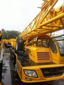 Competitive Price 20ton Truck Crane For Sale XCMG QY20B With High Quality