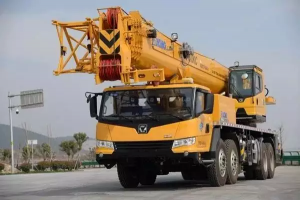 Mesin Baru XCMG Truck Crane QY70K-I Dengan Harga Terbaik