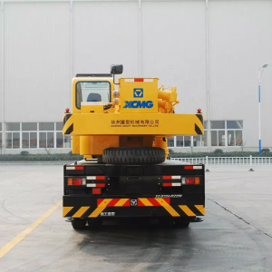 China Hoiting Equipment 25ton Truck Crane Mo Fa'atau Atu ma Tulaga Maualuga