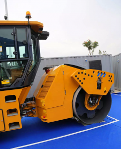 12tonne Double Drum Vibratory Roller XCMG XD123 Road Roller Compactor For Sale