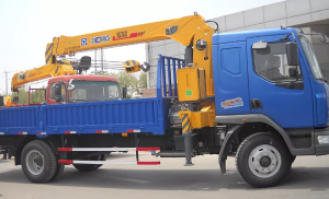 6 tonns knokekran lastebil XCMG SQ6.3SK2Q tilhengermontert kran til salgs