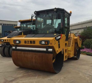 XCMG 13t Double Drum Road Roller XD132E Compactor Roller For Sale