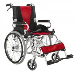 Bolnišnična uporaba lahkega aluminijastega invalidskega vozička z ročno zavoro