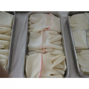 Стерильные порошкообразные длинные латексные хирургические перчатки